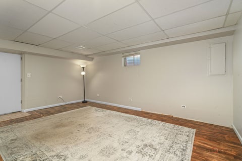 Tiny photo for 935 Sunrise Road, Green Oaks, IL 60048 (MLS # 12783972)