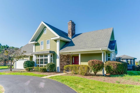 Tiny photo for 935 Sunrise Road, Green Oaks, IL 60048 (MLS # 12783972)