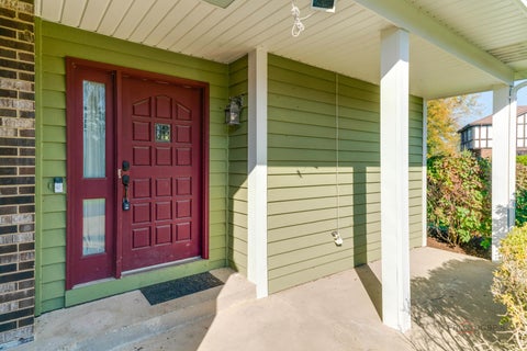 Tiny photo for 935 Sunrise Road, Green Oaks, IL 60048 (MLS # 12783972)