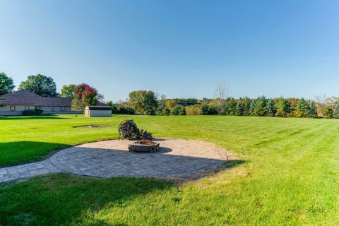 Tiny photo for 935 Sunrise Road, Green Oaks, IL 60048 (MLS # 12783972)