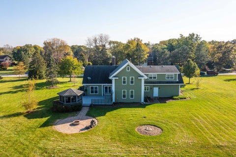 Tiny photo for 935 Sunrise Road, Green Oaks, IL 60048 (MLS # 12783972)