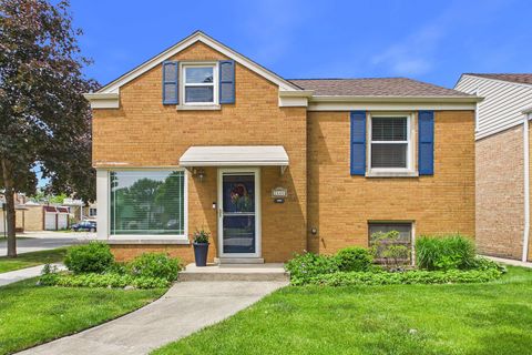 Tiny photo for 2600 clarke Street, River Grove, IL 60171 (MLS # 12677191)