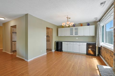 Tiny photo for 1501 Woodbridge Road #3E, Joliet, IL 60436 (MLS # 12411430)