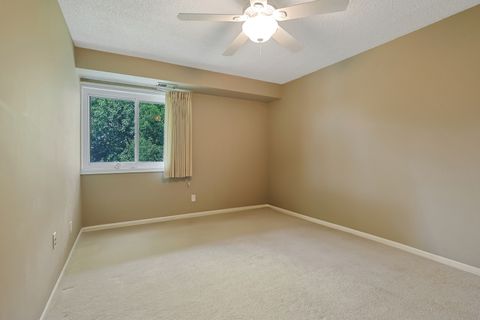 Tiny photo for 1501 Woodbridge Road #3E, Joliet, IL 60436 (MLS # 12411430)