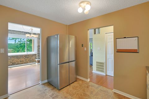 Tiny photo for 1501 Woodbridge Road #3E, Joliet, IL 60436 (MLS # 12411430)