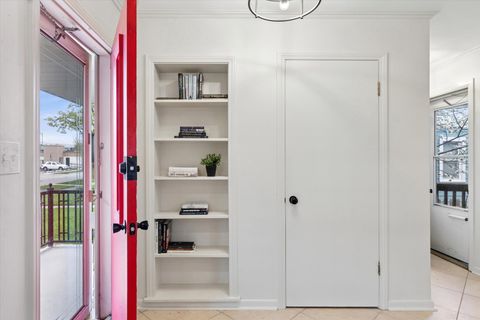 Tiny photo for 123 E Columbia Avenue, Elmhurst, IL 60126 (MLS # 12615283)