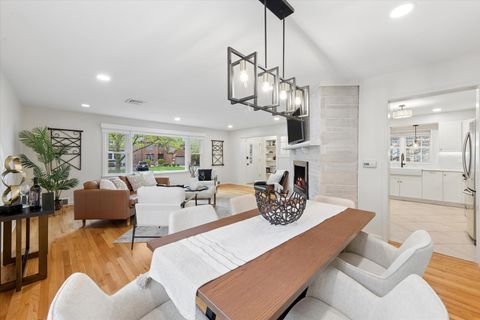 Tiny photo for 123 E Columbia Avenue, Elmhurst, IL 60126 (MLS # 12615283)