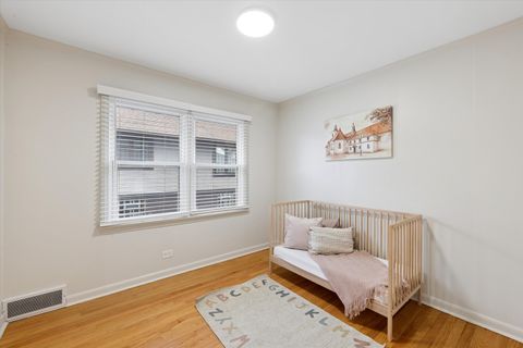 Tiny photo for 123 E Columbia Avenue, Elmhurst, IL 60126 (MLS # 12615283)