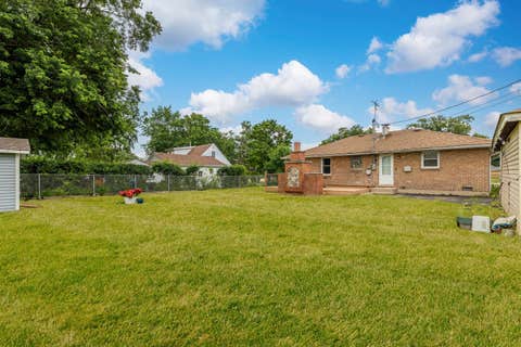 Tiny photo for 8040 S 85th Court, Justice, IL 60458 (MLS # 12737558)