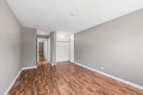 Tiny photo for 363 CEDAR TREE Court #363, Hoffman Estates, IL 60169 (MLS # 12669105)