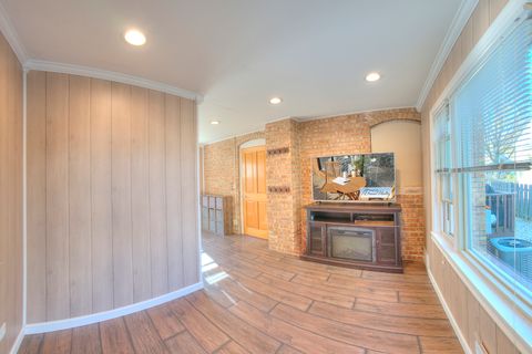 A home in Mount Prospect