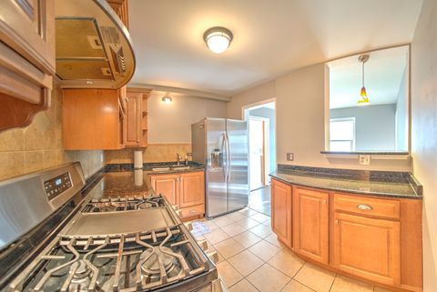 A home in Mount Prospect