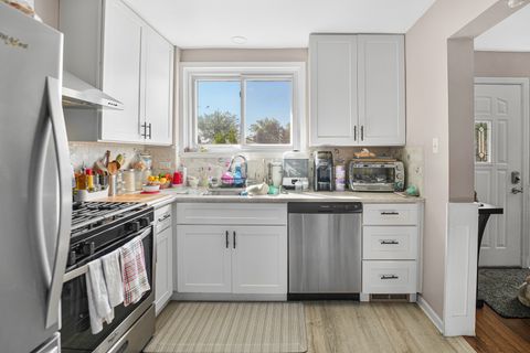 Tiny photo for 3109 Wilcox Avenue, Bellwood, IL 60104 (MLS # 12497439)