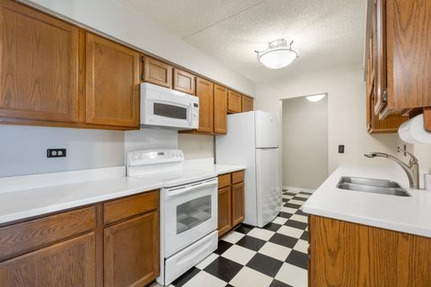 Tiny photo for Des Plaines, IL 60016 (MLS # 12565552)