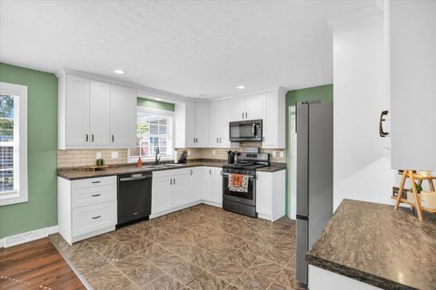 Tiny photo for 333 E Orchard Avenue, Atwood, IL 61913 (MLS # 12484001)