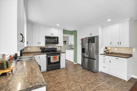 Tiny photo for 333 E Orchard Avenue, Atwood, IL 61913 (MLS # 12484001)
