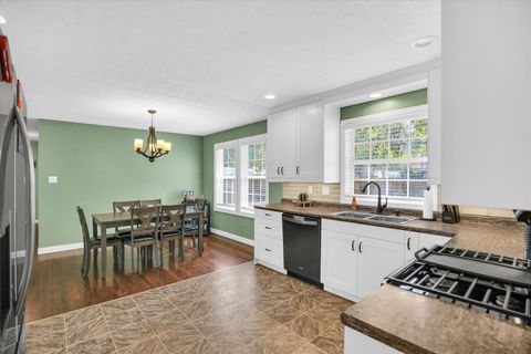Tiny photo for 333 E Orchard Avenue, Atwood, IL 61913 (MLS # 12484001)