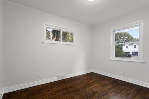 Tiny photo for 606 Longfellow Avenue, Deerfield, IL 60015 (MLS # 12488461)