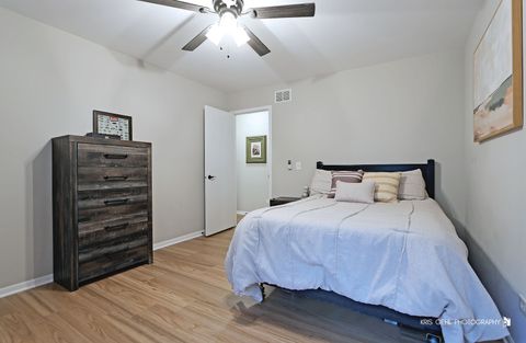 Tiny photo for 26373 W Bond Avenue, Antioch, IL 60002 (MLS # 12493039)