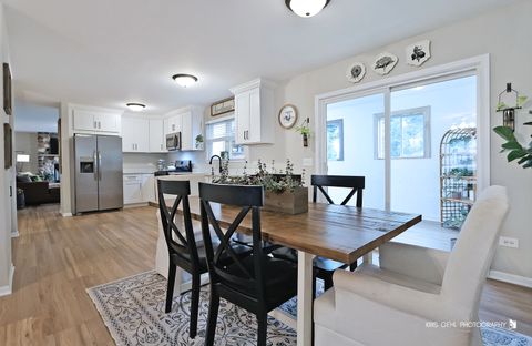 Tiny photo for 26373 W Bond Avenue, Antioch, IL 60002 (MLS # 12493039)