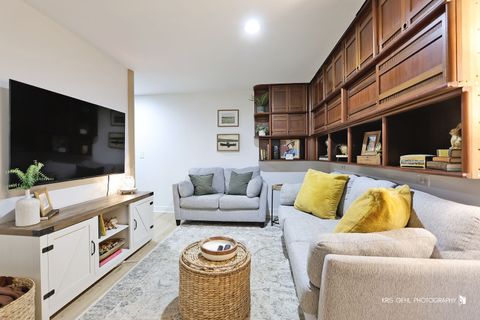 Tiny photo for 26373 W Bond Avenue, Antioch, IL 60002 (MLS # 12493039)