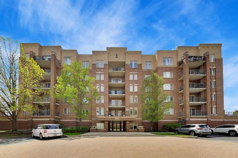 Photo of 655 Perrie Drive #307, Elk Grove Village, IL 60007 (MLS # 12642005)