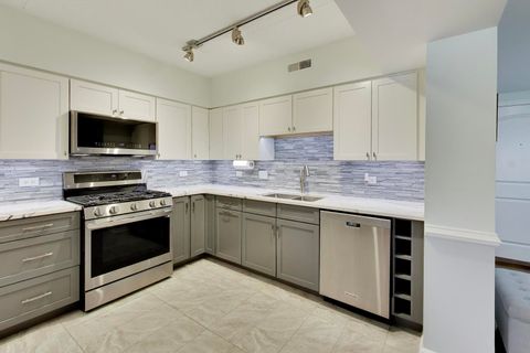 Tiny photo for 655 Perrie Drive #307, Elk Grove Village, IL 60007 (MLS # 12642005)