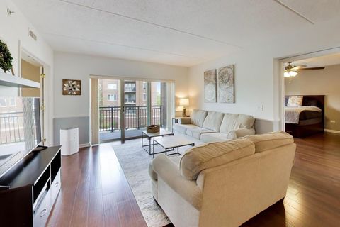 Tiny photo for 655 Perrie Drive #307, Elk Grove Village, IL 60007 (MLS # 12642005)
