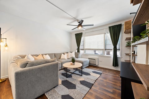 Tiny photo for 938 North Boulevard #204, Oak Park, IL 60301 (MLS # 12791572)
