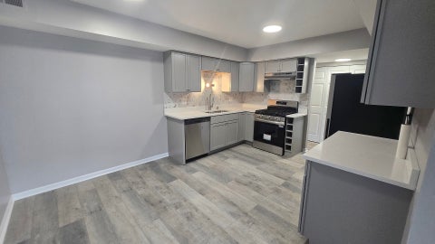 Tiny photo for 1688 Queensbury Circle #0, Hoffman Estates, IL 60169 (MLS # 12695380)