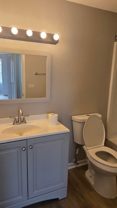 Tiny photo for 1688 Queensbury Circle #0, Hoffman Estates, IL 60169 (MLS # 12695380)