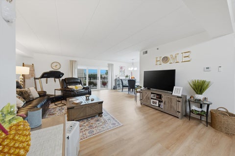 Tiny photo for 9514 S Kilbourn Avenue #1D, Oak Lawn, IL 60453 (MLS # 12644801)