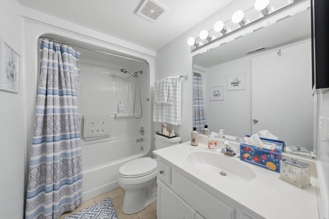 Tiny photo for 9514 S Kilbourn Avenue #1D, Oak Lawn, IL 60453 (MLS # 12644801)