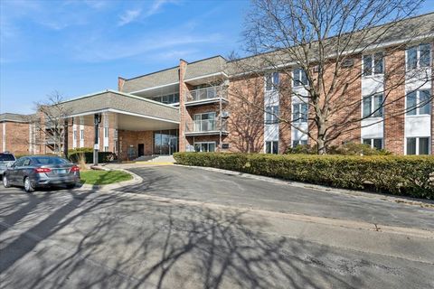 Photo of 3913 Saratoga Avenue #G105, Downers Grove, IL 60515 (MLS # 12583795)