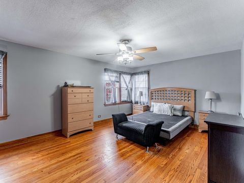 Tiny photo for 3519 Ridgeland Avenue, Berwyn, IL 60402 (MLS # 12614157)