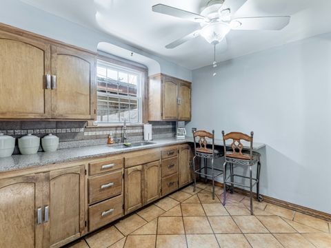 Tiny photo for 3519 Ridgeland Avenue, Berwyn, IL 60402 (MLS # 12614157)