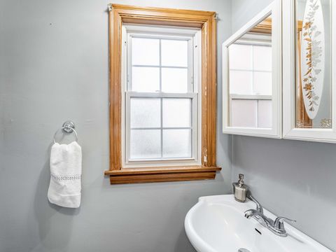 Tiny photo for 3519 Ridgeland Avenue, Berwyn, IL 60402 (MLS # 12614157)