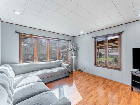 Tiny photo for 3519 Ridgeland Avenue, Berwyn, IL 60402 (MLS # 12614157)