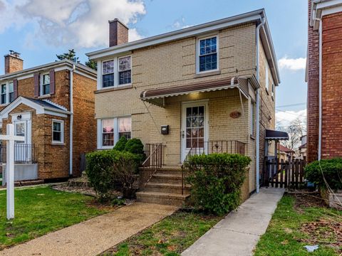 Tiny photo for 3519 Ridgeland Avenue, Berwyn, IL 60402 (MLS # 12614157)