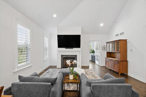 Tiny photo for 5531 Barton Lane, Hinsdale, IL 60521 (MLS # 12671348)