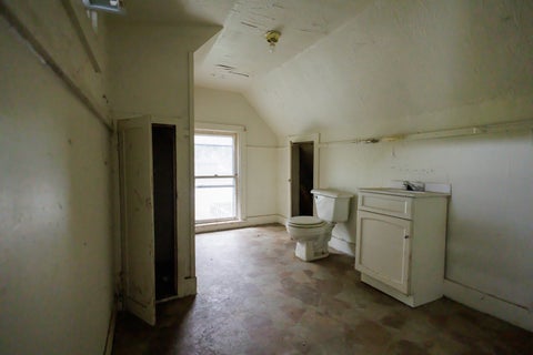 Tiny photo for 643 S Myrtle Avenue, Kankakee, IL 60901 (MLS # 12745396)