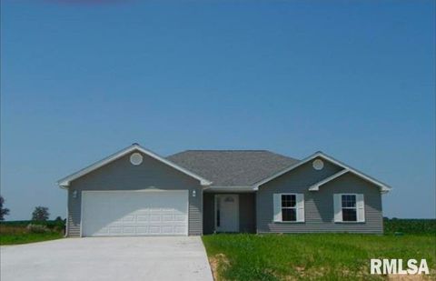 Photo of 309 MOORE Road, Eldorado, IL 62930 (MLS # EB460779)