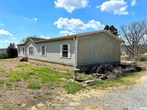 Tiny photo for 1925 MURPHY Road, Creal Springs, IL 62922 (MLS # EB459169)