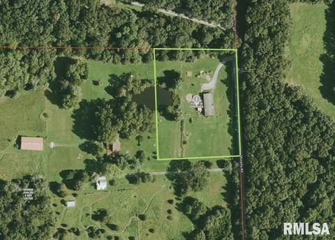 Tiny photo for 1925 MURPHY Road, Creal Springs, IL 62922 (MLS # EB459169)