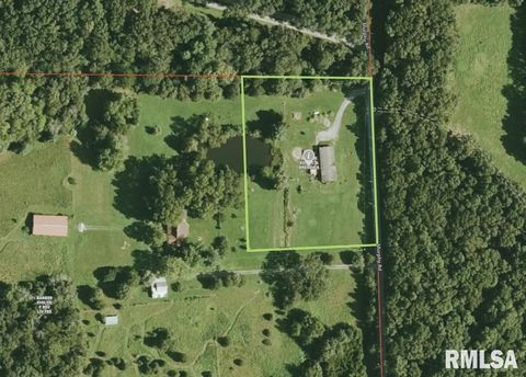Tiny photo for 1925 MURPHY Road, Creal Springs, IL 62922 (MLS # EB459169)