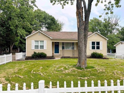 Photo of 501 CEDAR CREEK Road, Makanda, IL 62958 (MLS # EB458723)