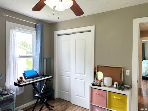 Tiny photo for 501 CEDAR CREEK Road, Makanda, IL 62958 (MLS # EB458723)