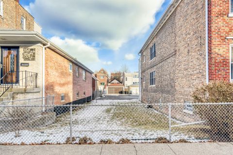 3331 S Emerald Avenue Chicago IL 60616