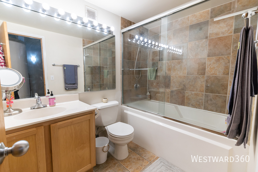 1250 W Van Buren Street 711