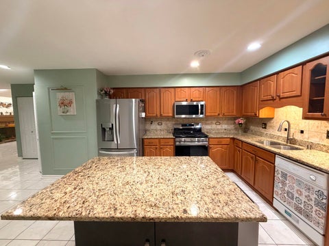 Tiny photo for 1541 Stevens Drive, Schaumburg, IL 60173 (MLS # 12751666)
